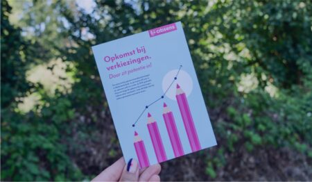 Foto flyer opkomstbevordering